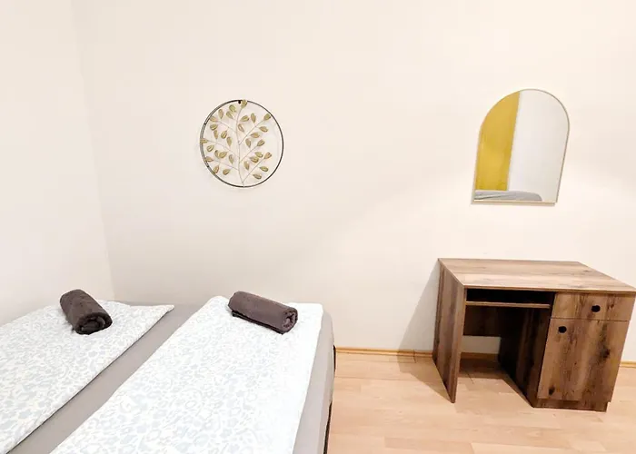 Spacious - 15 Min From Airport & Center, 5 Min From Main-bus Station Ez 12 Wien