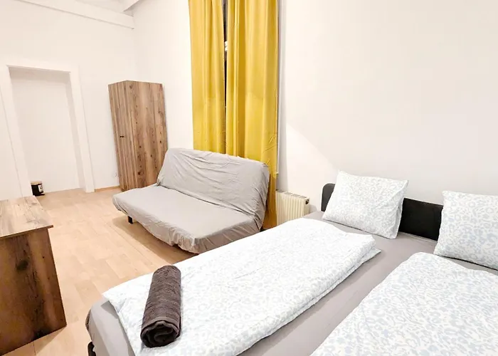 Spacious - 15 Min From Airport & Center, 5 Min From Main-bus Station Ez 12 Wien