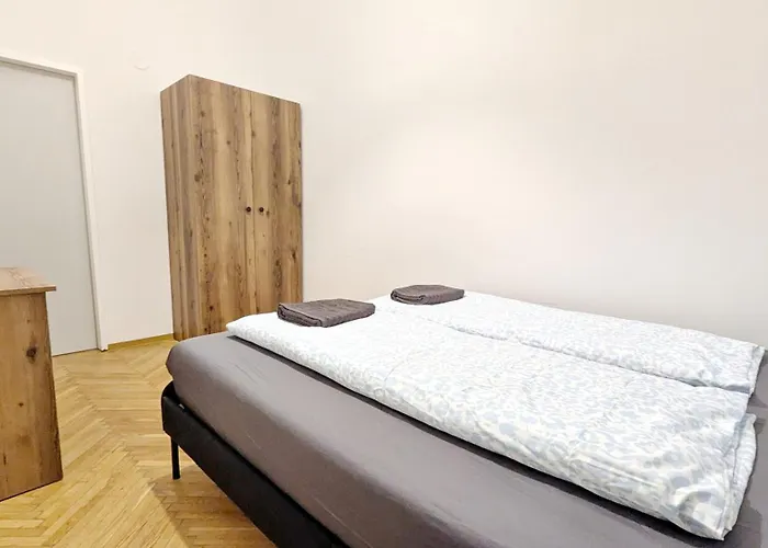 Privatunterkunft Spacious - 15 Min From Airport & Center, 5 Min From Main-bus Station Ez 12 Wien