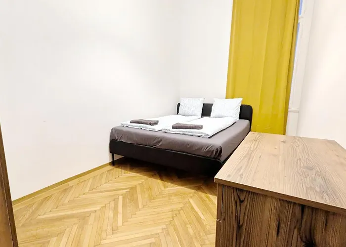 Spacious - 15 Min From Airport & Center, 5 Min From Main-bus Station Ez 12 * Wien