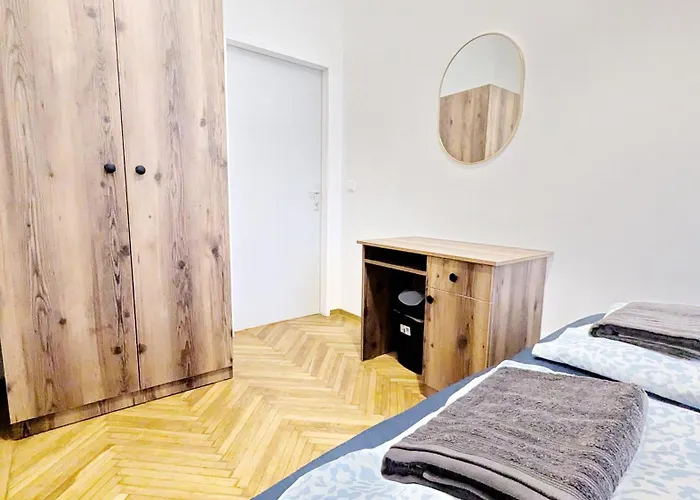Spacious - 15 Min From Airport & Center, 5 Min From Main-bus Station Ez 12 * Wien